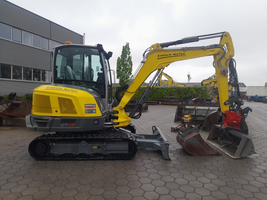 Neuson ET42 - Minikuormaaja: kuva Neuson ET42 - Minikuormaaja Neuson ET42 - Minikuormaaja: kuva Neuson ET42 - Minikuormaaja