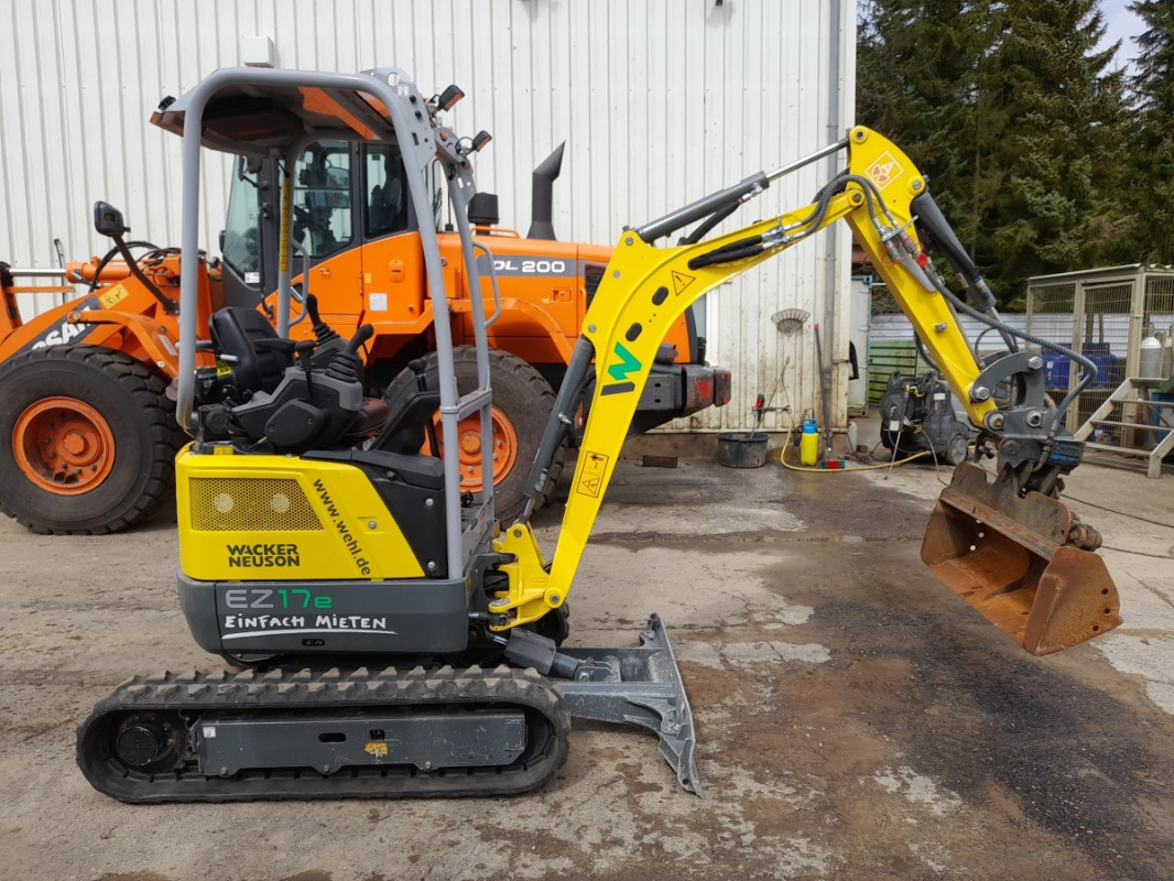 Neuson EZ17E - Minikuormaaja: kuva Neuson EZ17E - Minikuormaaja Neuson EZ17E - Minikuormaaja: kuva Neuson EZ17E - Minikuormaaja