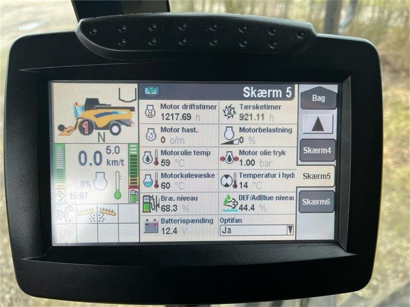 Leikkuupuimuri New Holland CX 6090 4wd: kuva Leikkuupuimuri New Holland CX 6090 4wd
