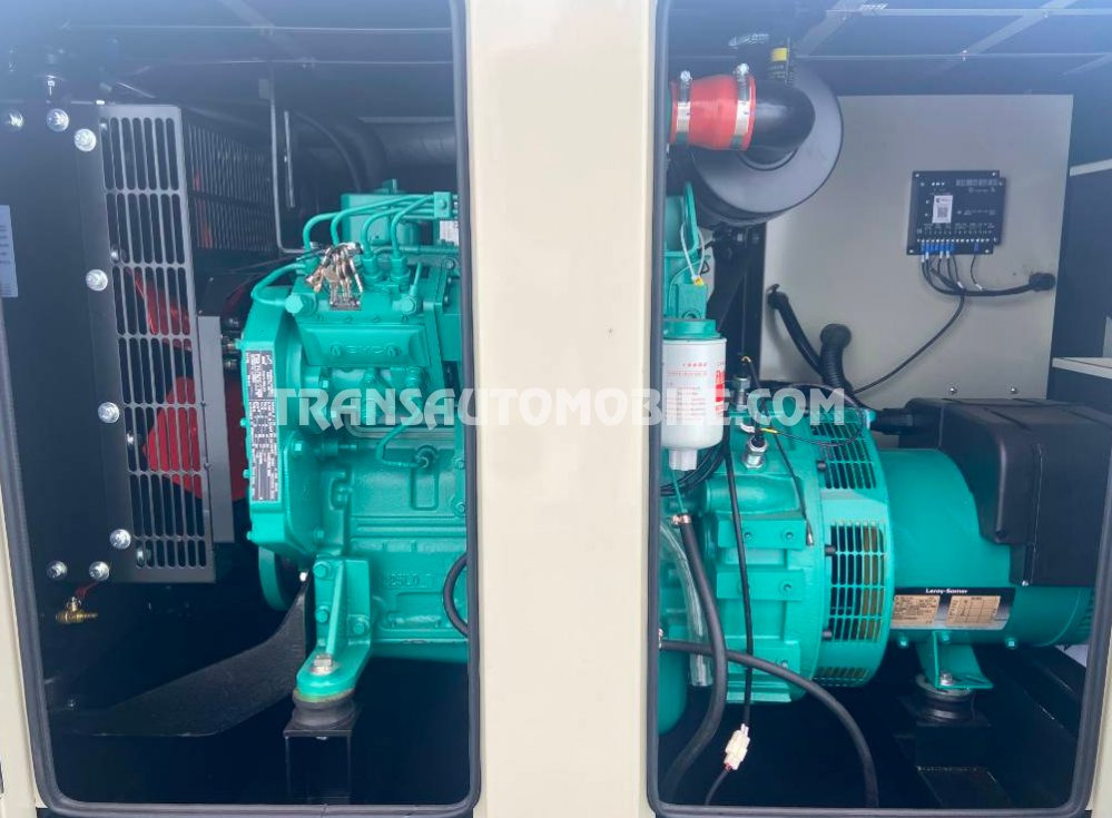 Cummins 28kVA 5.2L DIESEL - EXPORT OUT EU - Sähkögeneraattori: kuva  Cummins 28kVA 5.2L DIESEL - EXPORT OUT EU - Sähkögeneraattori Cummins 28kVA 5.2L DIESEL - EXPORT OUT EU - Sähkögeneraattori: kuva  Cummins 28kVA 5.2L DIESEL - EXPORT OUT EU - Sähkögeneraattori