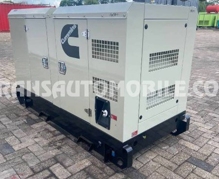 Cummins 28kVA 5.2L DIESEL - EXPORT OUT EU - Sähkögeneraattori: kuva  Cummins 28kVA 5.2L DIESEL - EXPORT OUT EU - Sähkögeneraattori Cummins 28kVA 5.2L DIESEL - EXPORT OUT EU - Sähkögeneraattori: kuva  Cummins 28kVA 5.2L DIESEL - EXPORT OUT EU - Sähkögeneraattori