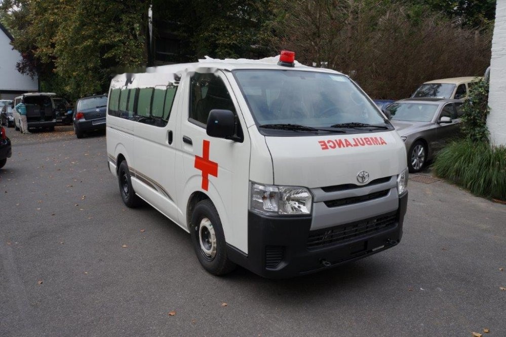 Toyota Hiace STANDARD ROOF ambulance 2.5L Diesel Manual - Minibussi, Pikkubussi: kuva Toyota Hiace STANDARD ROOF ambulance 2.5L Diesel Manual - Minibussi, Pikkubussi Toyota Hiace STANDARD ROOF ambulance 2.5L Diesel Manual - Minibussi, Pikkubussi: kuva Toyota Hiace STANDARD ROOF ambulance 2.5L Diesel Manual - Minibussi, Pikkubussi