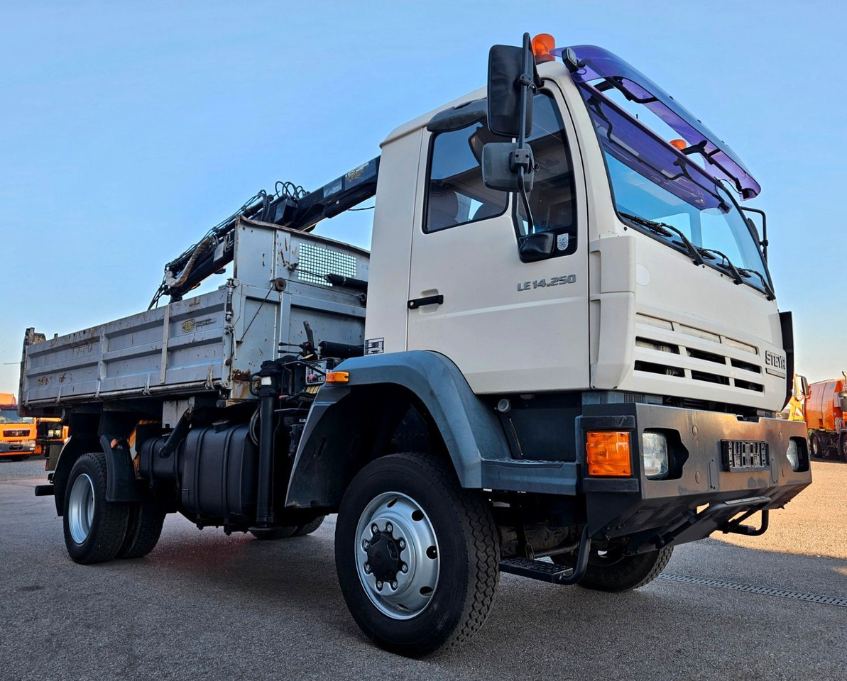 MAN LE 14.250 4x4 HIAB 077BS-2 Kran Greifer - Kippiauto kuorma-auto, Nosturiauto: kuva MAN LE 14.250 4x4 HIAB 077BS-2 Kran Greifer - Kippiauto kuorma-auto, Nosturiauto MAN LE 14.250 4x4 HIAB 077BS-2 Kran Greifer - Kippiauto kuorma-auto, Nosturiauto: kuva MAN LE 14.250 4x4 HIAB 077BS-2 Kran Greifer - Kippiauto kuorma-auto, Nosturiauto