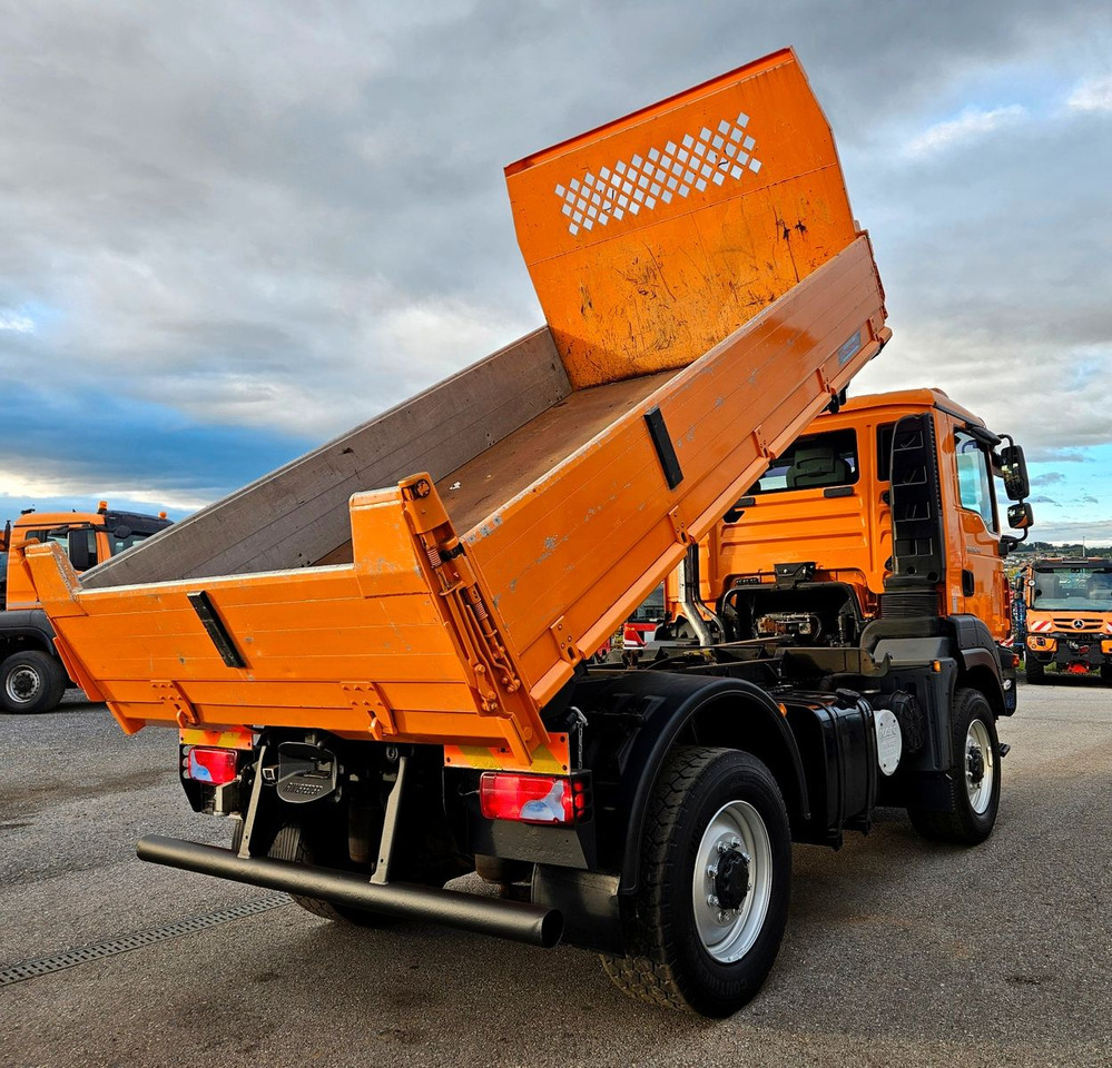 MAN TGM 13.290 4x4 Euro5 Winterdienst Single - Kippiauto kuorma-auto: kuva MAN TGM 13.290 4x4 Euro5 Winterdienst Single - Kippiauto kuorma-auto MAN TGM 13.290 4x4 Euro5 Winterdienst Single - Kippiauto kuorma-auto: kuva MAN TGM 13.290 4x4 Euro5 Winterdienst Single - Kippiauto kuorma-auto