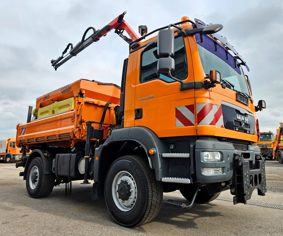 MAN TGM 18.290 4x4 Palfinger PK7001 Kran Funk Euro5 - Kippiauto kuorma-auto, Nosturiauto: kuva MAN TGM 18.290 4x4 Palfinger PK7001 Kran Funk Euro5 - Kippiauto kuorma-auto, Nosturiauto MAN TGM 18.290 4x4 Palfinger PK7001 Kran Funk Euro5 - Kippiauto kuorma-auto, Nosturiauto: kuva MAN TGM 18.290 4x4 Palfinger PK7001 Kran Funk Euro5 - Kippiauto kuorma-auto, Nosturiauto