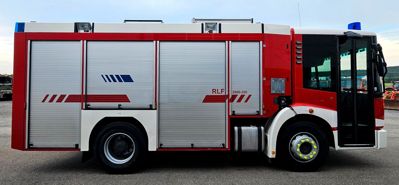 Mercedes-Benz 1829 Feuerwehr Ziegler RLF 2000/300 TLF Winde - Paloauto: kuva Mercedes-Benz 1829 Feuerwehr Ziegler RLF 2000/300 TLF Winde - Paloauto Mercedes-Benz 1829 Feuerwehr Ziegler RLF 2000/300 TLF Winde - Paloauto: kuva Mercedes-Benz 1829 Feuerwehr Ziegler RLF 2000/300 TLF Winde - Paloauto