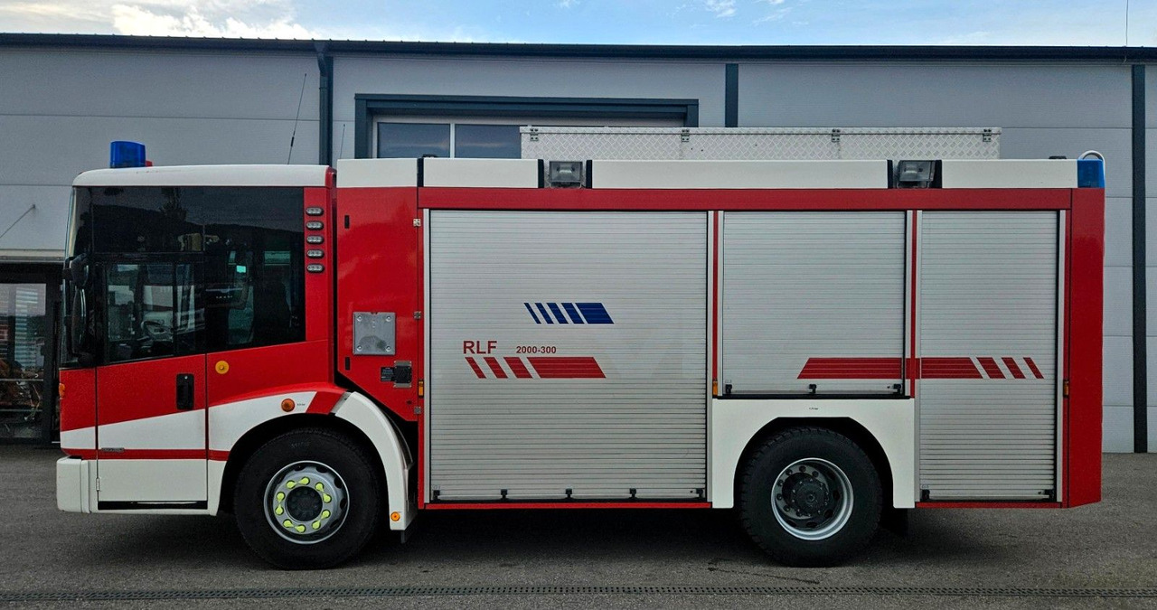 Mercedes-Benz 1829 Feuerwehr Ziegler RLF 2000/300 TLF Winde - Paloauto: kuva Mercedes-Benz 1829 Feuerwehr Ziegler RLF 2000/300 TLF Winde - Paloauto Mercedes-Benz 1829 Feuerwehr Ziegler RLF 2000/300 TLF Winde - Paloauto: kuva Mercedes-Benz 1829 Feuerwehr Ziegler RLF 2000/300 TLF Winde - Paloauto
