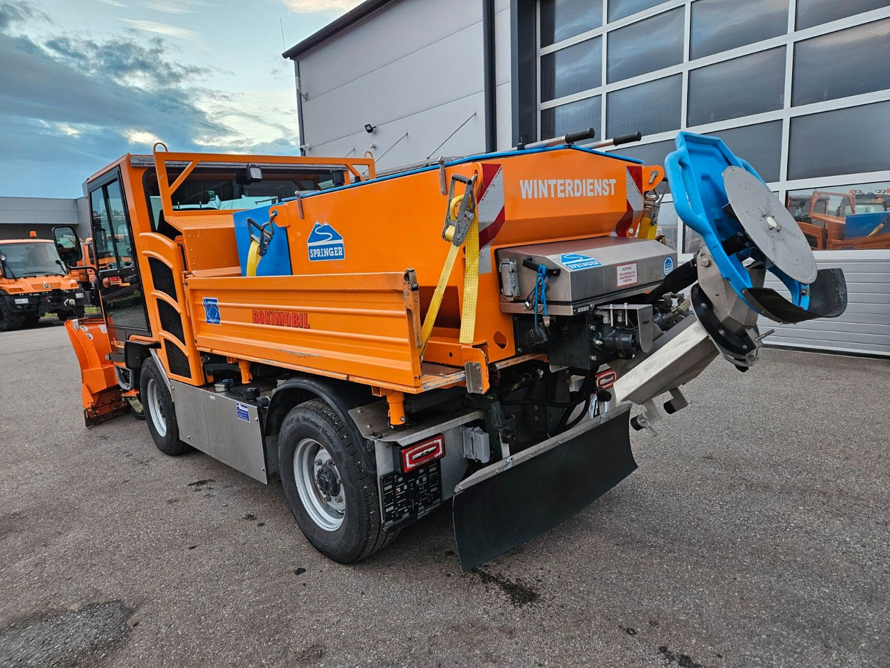 Multicar Boki HY 1252B Euro6 4x4 Winterdienst - Kippilava-auto: kuva Multicar Boki HY 1252B Euro6 4x4 Winterdienst - Kippilava-auto Multicar Boki HY 1252B Euro6 4x4 Winterdienst - Kippilava-auto: kuva Multicar Boki HY 1252B Euro6 4x4 Winterdienst - Kippilava-auto