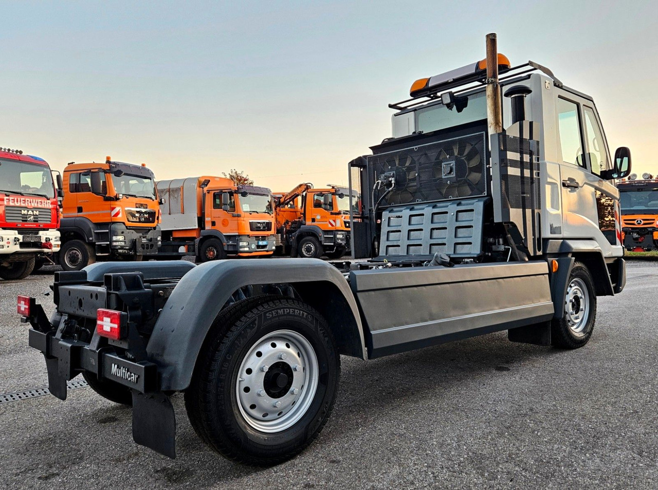 Multicar M31 H Euro6 4x4 175PS - Kuorma-auto alusta: kuva Multicar M31 H Euro6 4x4 175PS - Kuorma-auto alusta Multicar M31 H Euro6 4x4 175PS - Kuorma-auto alusta: kuva Multicar M31 H Euro6 4x4 175PS - Kuorma-auto alusta