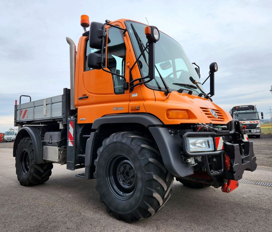 Unimog U300 Agrar Euro5 Hydrostat Variopilot Unimog U300 Agrar Euro5 Hydrostat Variopilot - Kippiauto kuorma-auto: kuva Unimog U300 Agrar Euro5 Hydrostat Variopilot Unimog U300 Agrar Euro5 Hydrostat Variopilot - Kippiauto kuorma-auto Unimog U300 Agrar Euro5 Hydrostat Variopilot Unimog U300 Agrar Euro5 Hydrostat Variopilot - Kippiauto kuorma-auto: kuva Unimog U300 Agrar Euro5 Hydrostat Variopilot Unimog U300 Agrar Euro5 Hydrostat Variopilot - Kippiauto kuorma-auto