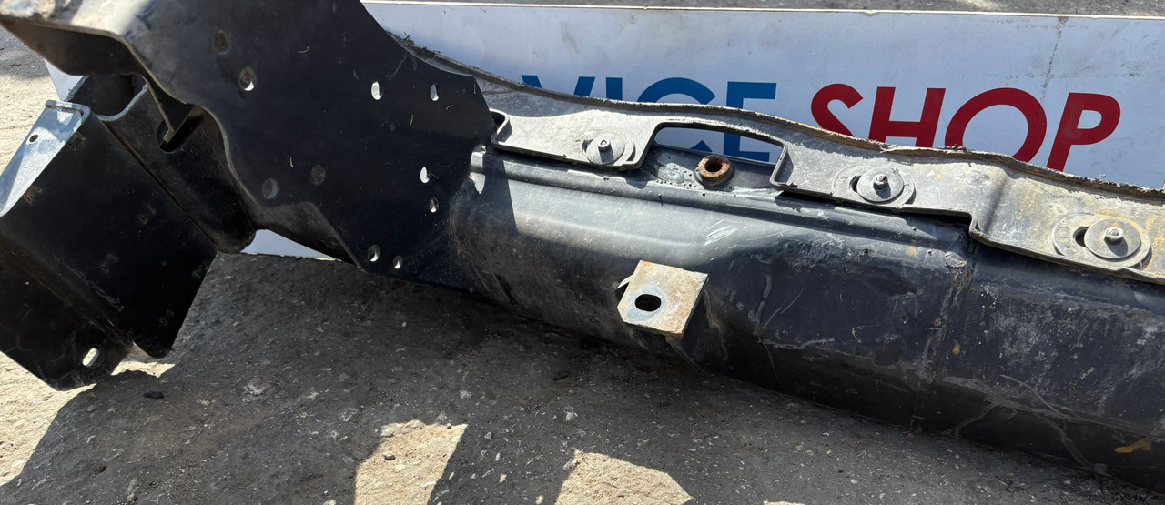 Barra paraurti DAF - Puskuri - Kuorma-auto: kuva Barra paraurti DAF - Puskuri - Kuorma-auto Barra paraurti DAF - Puskuri - Kuorma-auto: kuva Barra paraurti DAF - Puskuri - Kuorma-auto