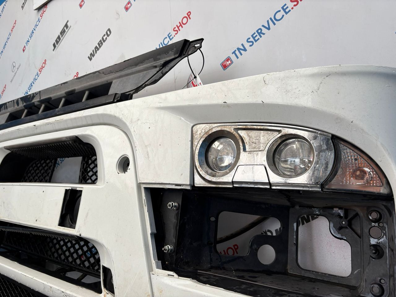 Paraurti Anteriore Iveco 5801258838 - Puskuri - Kuorma-auto: kuva Paraurti Anteriore Iveco 5801258838 - Puskuri - Kuorma-auto Paraurti Anteriore Iveco 5801258838 - Puskuri - Kuorma-auto: kuva Paraurti Anteriore Iveco 5801258838 - Puskuri - Kuorma-auto