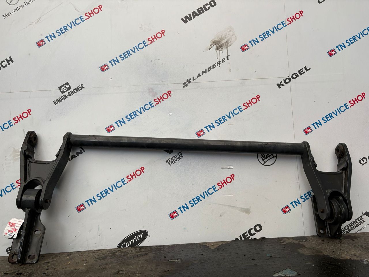 Supporto cabina per Iveco - Ohjaamon ripustus - Kuorma-auto: kuva Supporto cabina per Iveco - Ohjaamon ripustus - Kuorma-auto Supporto cabina per Iveco - Ohjaamon ripustus - Kuorma-auto: kuva Supporto cabina per Iveco - Ohjaamon ripustus - Kuorma-auto