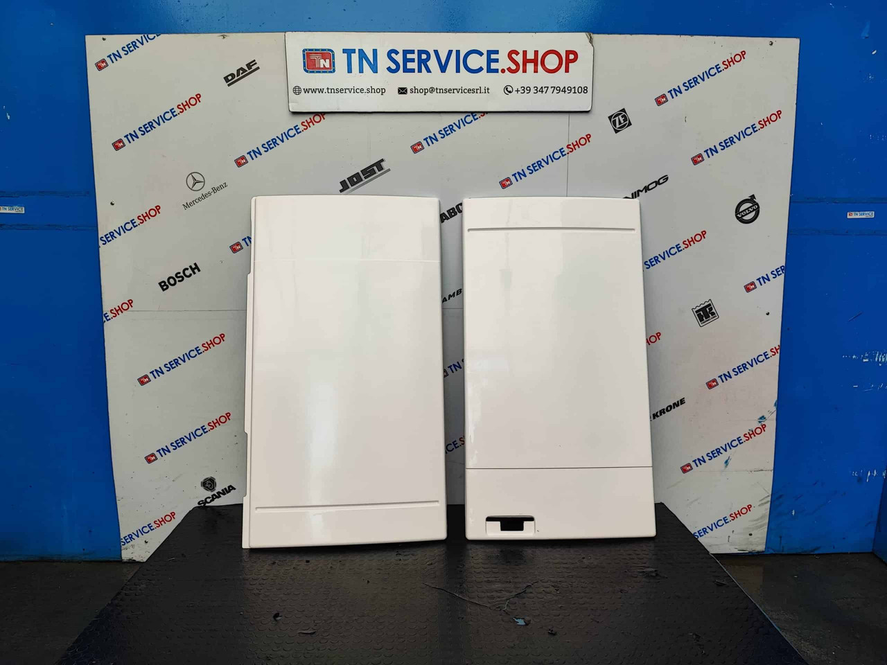 Porte motore frigo Carrier Vector 1550 nuove - Varaosat - Kylmäkone: kuva  Porte motore frigo Carrier Vector 1550 nuove - Varaosat - Kylmäkone Porte motore frigo Carrier Vector 1550 nuove - Varaosat - Kylmäkone: kuva  Porte motore frigo Carrier Vector 1550 nuove - Varaosat - Kylmäkone