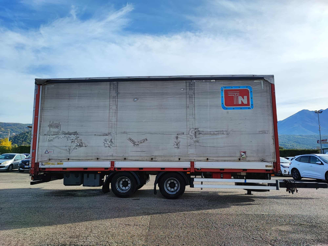 Ricambi Iveco 190.48 - Vetopöytäauto: kuva Ricambi Iveco 190.48 - Vetopöytäauto Ricambi Iveco 190.48 - Vetopöytäauto: kuva Ricambi Iveco 190.48 - Vetopöytäauto