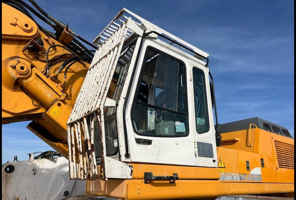 Liebherr R 954 B HD Litronic Demolition Excavator - Telakaivukone: kuva Liebherr R 954 B HD Litronic Demolition Excavator - Telakaivukone Liebherr R 954 B HD Litronic Demolition Excavator - Telakaivukone: kuva Liebherr R 954 B HD Litronic Demolition Excavator - Telakaivukone