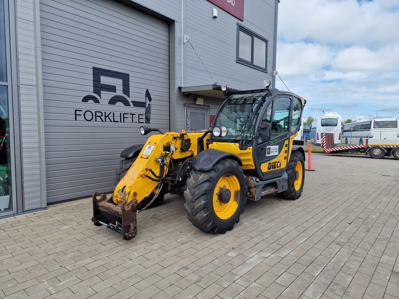 Dieci Agri Star 40.7 EVO2 - Kurottaja: kuva Dieci Agri Star 40.7 EVO2 - Kurottaja Dieci Agri Star 40.7 EVO2 - Kurottaja: kuva Dieci Agri Star 40.7 EVO2 - Kurottaja