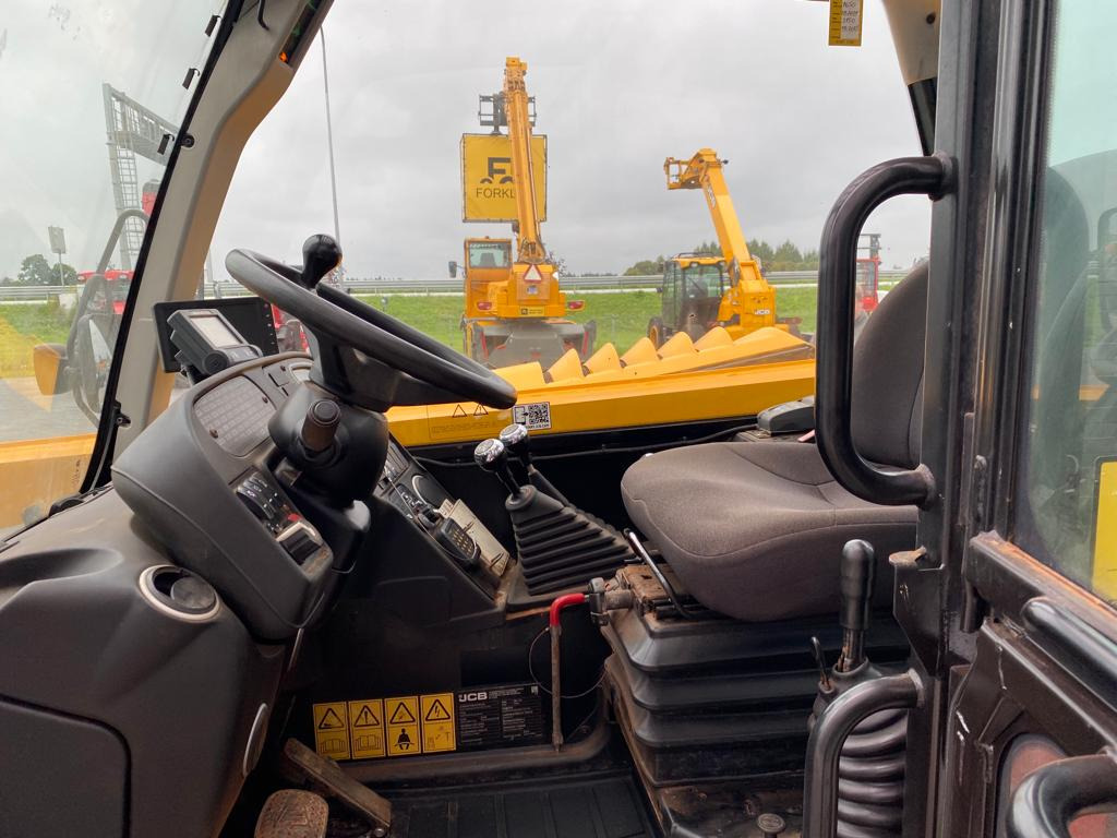 Kurottaja JCB 531-70: kuva Kurottaja JCB 531-70 Kurottaja JCB 531-70: kuva Kurottaja JCB 531-70