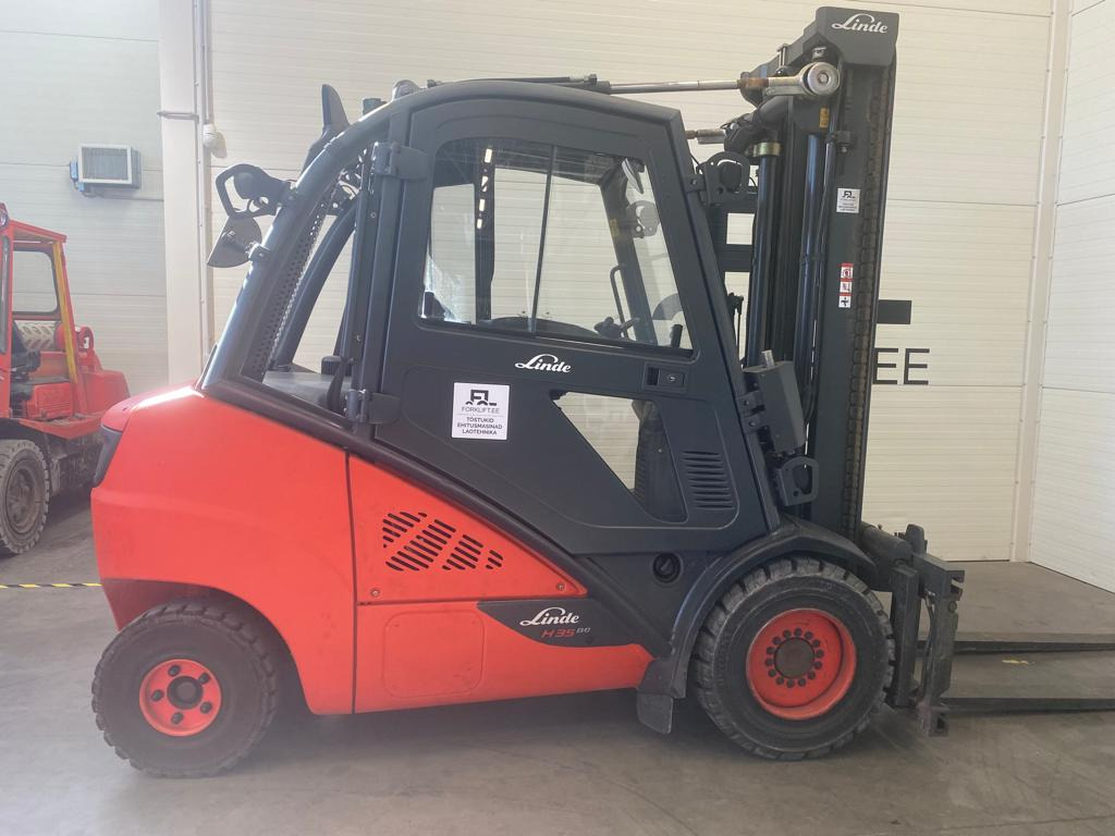 Linde H35D - Dieseltrukki: kuva Linde H35D - Dieseltrukki Linde H35D - Dieseltrukki: kuva Linde H35D - Dieseltrukki