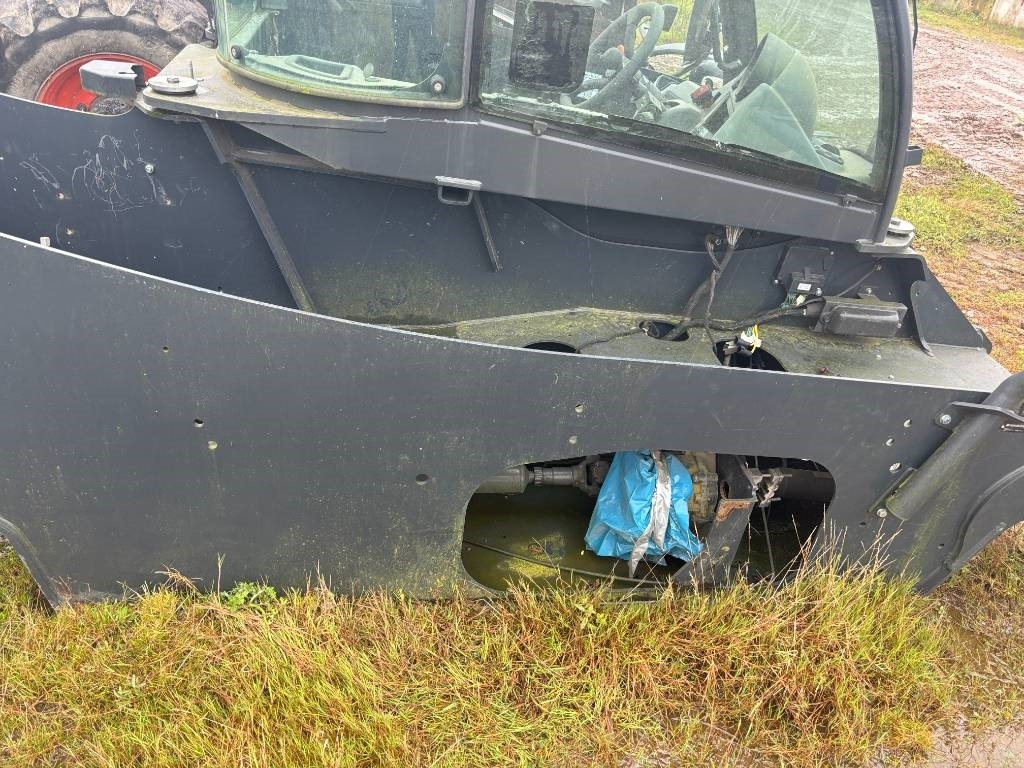 Bobcat TL 470 HF Ausgebrannt - Kurottaja: kuva Bobcat TL 470 HF Ausgebrannt - Kurottaja Bobcat TL 470 HF Ausgebrannt - Kurottaja: kuva Bobcat TL 470 HF Ausgebrannt - Kurottaja