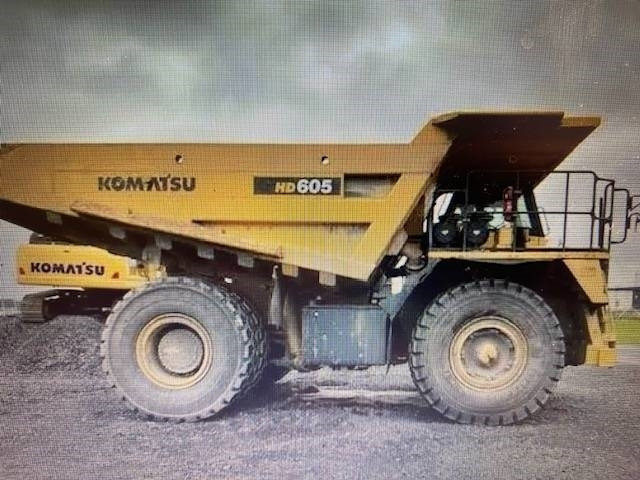 Komatsu HD 605-7 - Maansiirtoauto: kuva Komatsu HD 605-7 - Maansiirtoauto Komatsu HD 605-7 - Maansiirtoauto: kuva Komatsu HD 605-7 - Maansiirtoauto