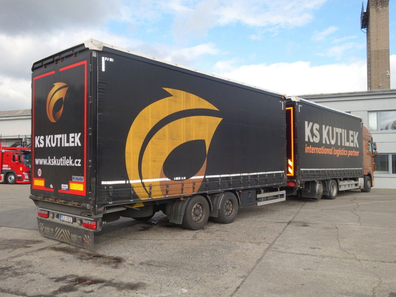 DAF XF 480 SSC, 120 cbm, Durchfahren - Pressukapelli kuorma-auto: kuva DAF XF 480 SSC, 120 cbm, Durchfahren - Pressukapelli kuorma-auto DAF XF 480 SSC, 120 cbm, Durchfahren - Pressukapelli kuorma-auto: kuva DAF XF 480 SSC, 120 cbm, Durchfahren - Pressukapelli kuorma-auto