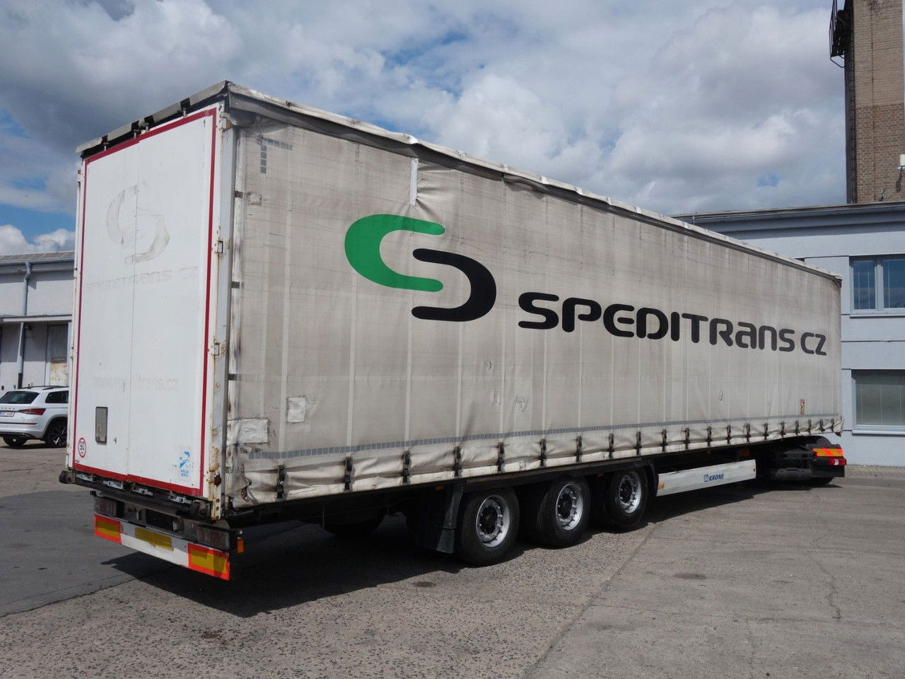 Krone SD Mega, Liftachse, XL - Pressukapellipuoliperävaunu: kuva Krone SD Mega, Liftachse, XL - Pressukapellipuoliperävaunu Krone SD Mega, Liftachse, XL - Pressukapellipuoliperävaunu: kuva Krone SD Mega, Liftachse, XL - Pressukapellipuoliperävaunu