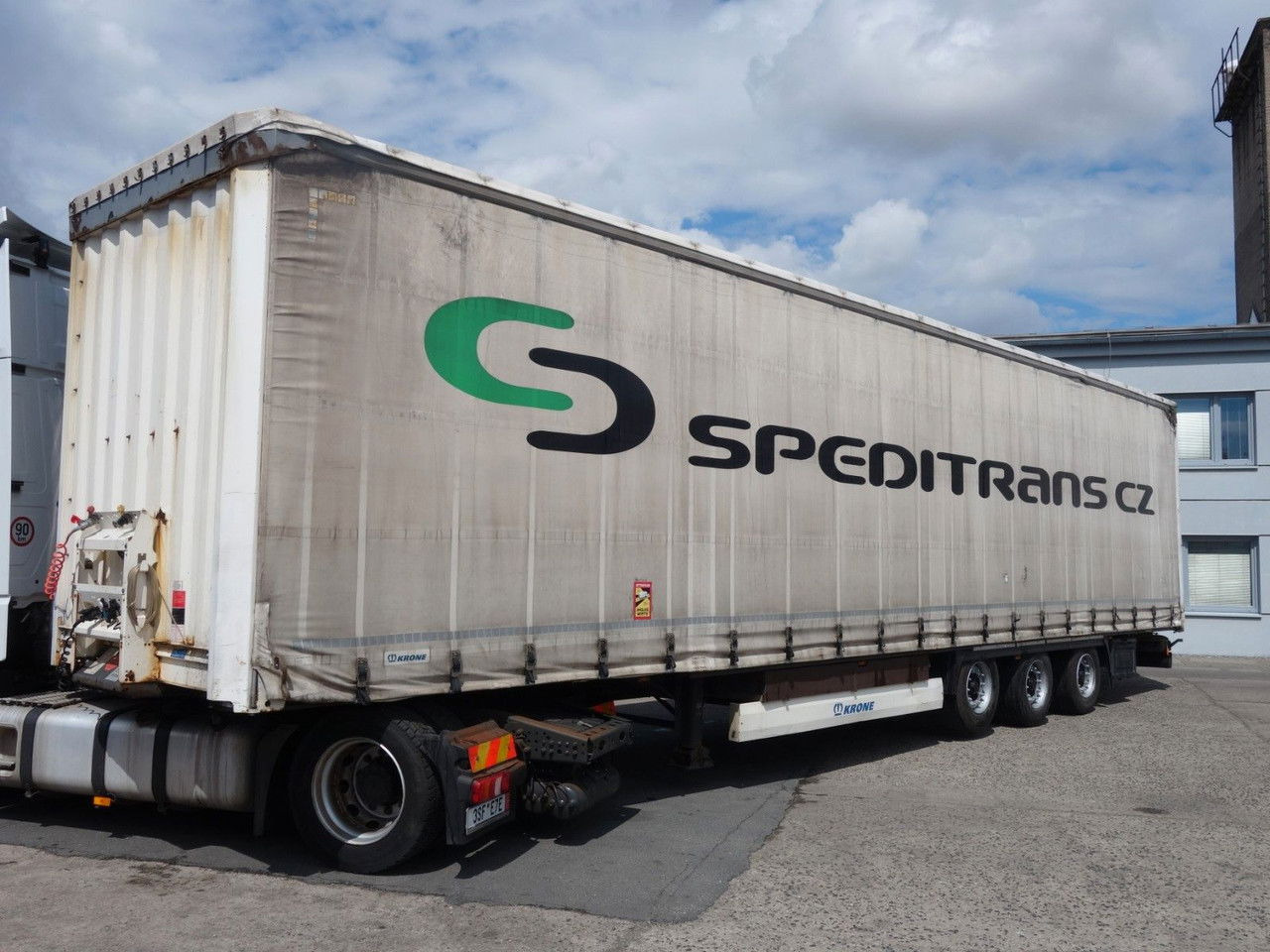 Krone SD Mega, Liftachse, XL - Pressukapellipuoliperävaunu: kuva Krone SD Mega, Liftachse, XL - Pressukapellipuoliperävaunu Krone SD Mega, Liftachse, XL - Pressukapellipuoliperävaunu: kuva Krone SD Mega, Liftachse, XL - Pressukapellipuoliperävaunu