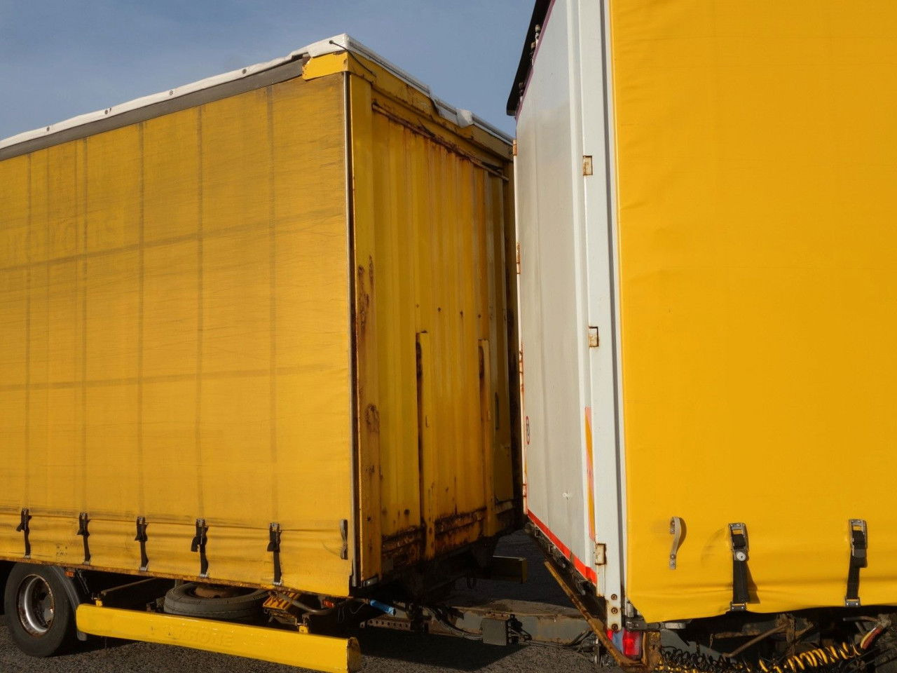 MAN TGX 24.400 EEV 6x2 + Anhänger Krone 120m3 - Pressukapelli kuorma-auto: kuva MAN TGX 24.400 EEV 6x2 + Anhänger Krone 120m3 - Pressukapelli kuorma-auto MAN TGX 24.400 EEV 6x2 + Anhänger Krone 120m3 - Pressukapelli kuorma-auto: kuva MAN TGX 24.400 EEV 6x2 + Anhänger Krone 120m3 - Pressukapelli kuorma-auto