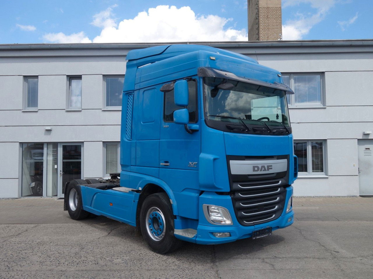 DAF XF 510 SC Standard, Retarder - Vetopöytäauto: kuva DAF XF 510 SC Standard, Retarder - Vetopöytäauto DAF XF 510 SC Standard, Retarder - Vetopöytäauto: kuva DAF XF 510 SC Standard, Retarder - Vetopöytäauto