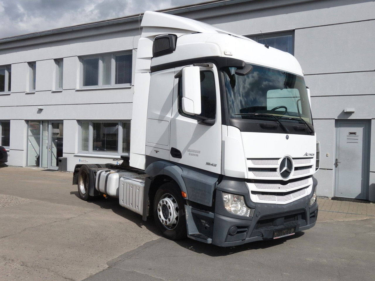 Mercedes-Benz Actros 1842 Lsnrl - Vetopöytäauto: kuva Mercedes-Benz Actros 1842 Lsnrl - Vetopöytäauto Mercedes-Benz Actros 1842 Lsnrl - Vetopöytäauto: kuva Mercedes-Benz Actros 1842 Lsnrl - Vetopöytäauto