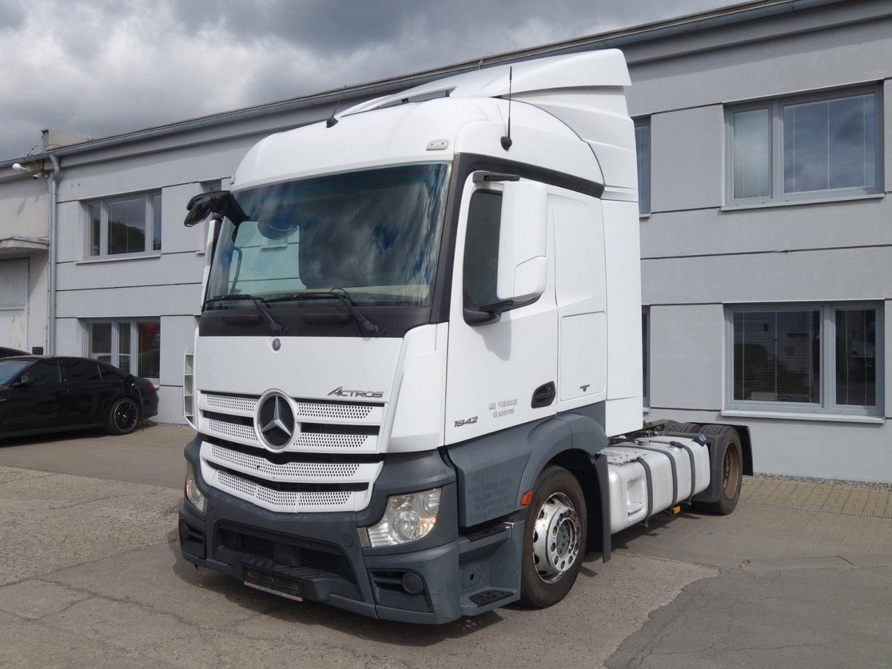 Mercedes-Benz Actros 1842 Lsnrl - Vetopöytäauto: kuva Mercedes-Benz Actros 1842 Lsnrl - Vetopöytäauto Mercedes-Benz Actros 1842 Lsnrl - Vetopöytäauto: kuva Mercedes-Benz Actros 1842 Lsnrl - Vetopöytäauto