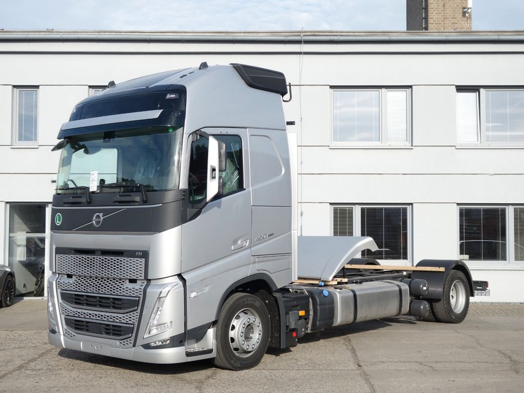 Volvo FH 13 XL 460 Turbo Compound Neue - Pressukapelli kuorma-auto: kuva Volvo FH 13 XL 460 Turbo Compound Neue - Pressukapelli kuorma-auto Volvo FH 13 XL 460 Turbo Compound Neue - Pressukapelli kuorma-auto: kuva Volvo FH 13 XL 460 Turbo Compound Neue - Pressukapelli kuorma-auto