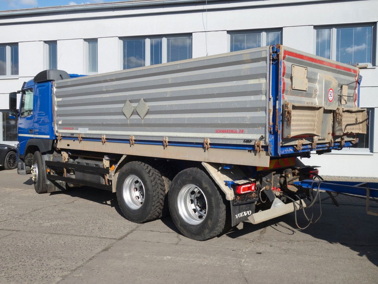 Volvo FM 500 6x4, Dreiseitenkipper Schwarzmüller - Kippiauto kuorma-auto: kuva  Volvo FM 500 6x4, Dreiseitenkipper Schwarzmüller - Kippiauto kuorma-auto Volvo FM 500 6x4, Dreiseitenkipper Schwarzmüller - Kippiauto kuorma-auto: kuva  Volvo FM 500 6x4, Dreiseitenkipper Schwarzmüller - Kippiauto kuorma-auto