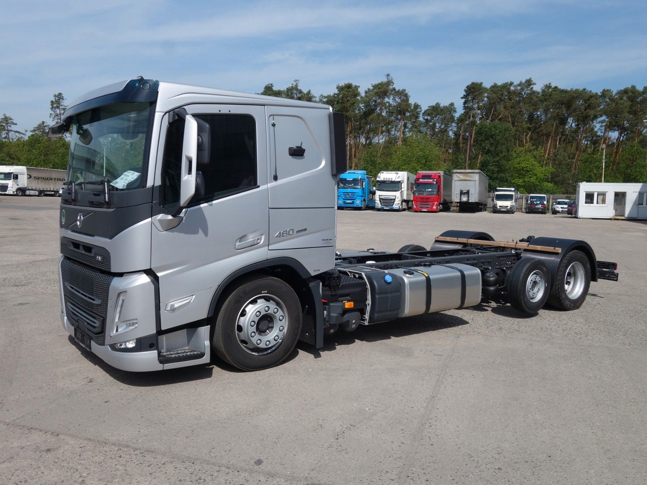 Volvo FM13 460 6x2 Neue RTO , Kassbohrer, Rolfo, Rimo - Kuljetin kuorma-auto: kuva Volvo FM13 460 6x2 Neue RTO , Kassbohrer, Rolfo, Rimo - Kuljetin kuorma-auto Volvo FM13 460 6x2 Neue RTO , Kassbohrer, Rolfo, Rimo - Kuljetin kuorma-auto: kuva Volvo FM13 460 6x2 Neue RTO , Kassbohrer, Rolfo, Rimo - Kuljetin kuorma-auto