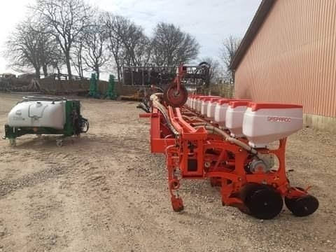 Maschio Gaspardo Manta XL 12 rk - Kylvökone: kuva Maschio Gaspardo Manta XL 12 rk - Kylvökone Maschio Gaspardo Manta XL 12 rk - Kylvökone: kuva Maschio Gaspardo Manta XL 12 rk - Kylvökone