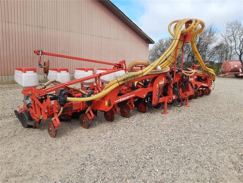 Maschio Gaspardo Manta XL 12 rk med PA1 fronttank - Kylvökone: kuva Maschio Gaspardo Manta XL 12 rk med PA1 fronttank - Kylvökone Maschio Gaspardo Manta XL 12 rk med PA1 fronttank - Kylvökone: kuva Maschio Gaspardo Manta XL 12 rk med PA1 fronttank - Kylvökone