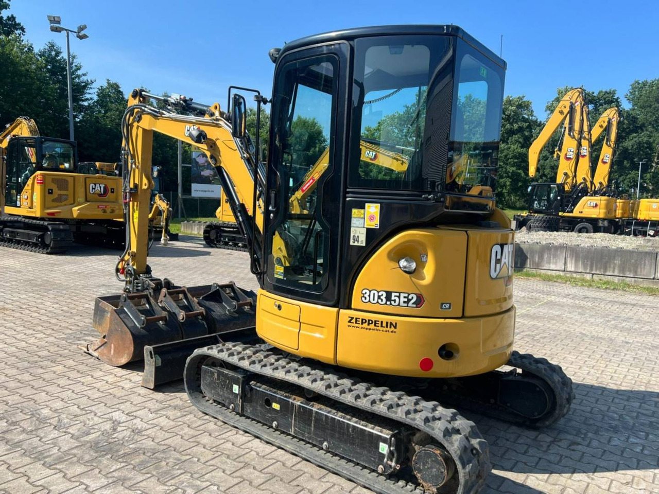 CAT 303.5E2CR - Telakaivukone: kuva CAT 303.5E2CR - Telakaivukone CAT 303.5E2CR - Telakaivukone: kuva CAT 303.5E2CR - Telakaivukone
