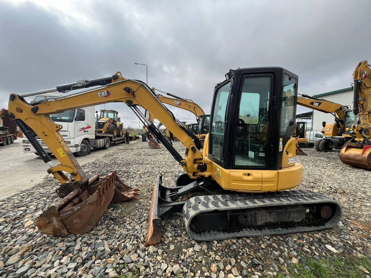 CAT 305.5E2CR - Telakaivukone: kuva CAT 305.5E2CR - Telakaivukone CAT 305.5E2CR - Telakaivukone: kuva CAT 305.5E2CR - Telakaivukone