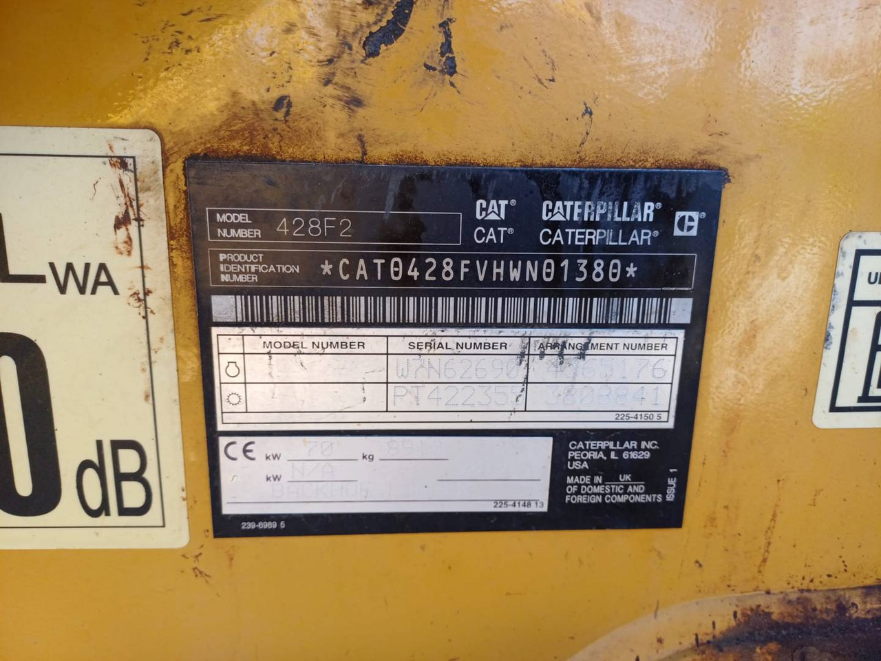 CAT 428F2 - Kaivuri-trukki: kuva CAT 428F2 - Kaivuri-trukki CAT 428F2 - Kaivuri-trukki: kuva CAT 428F2 - Kaivuri-trukki