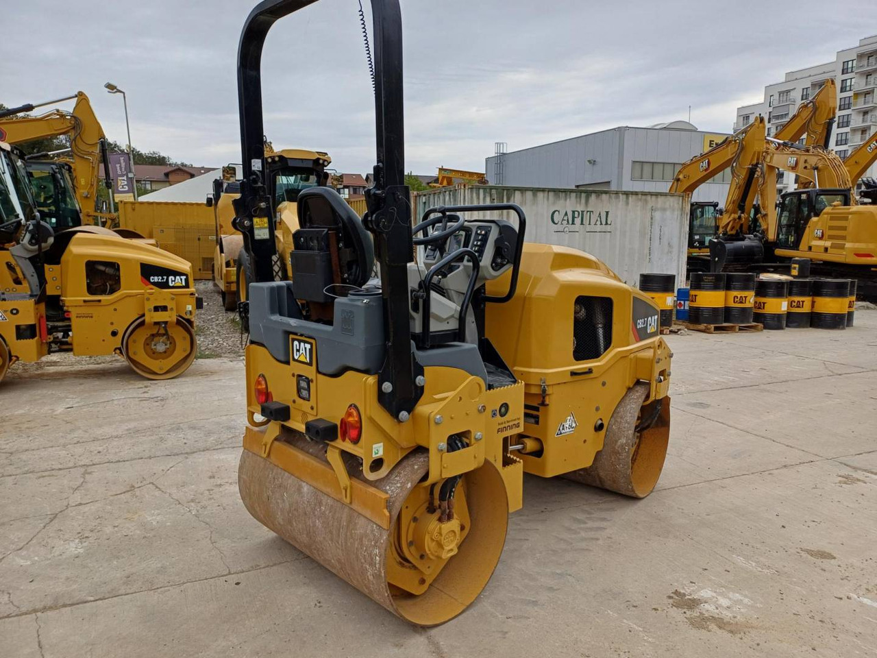 CAT CB2.7LRC - Tiejyrä: kuva CAT CB2.7LRC - Tiejyrä CAT CB2.7LRC - Tiejyrä: kuva CAT CB2.7LRC - Tiejyrä