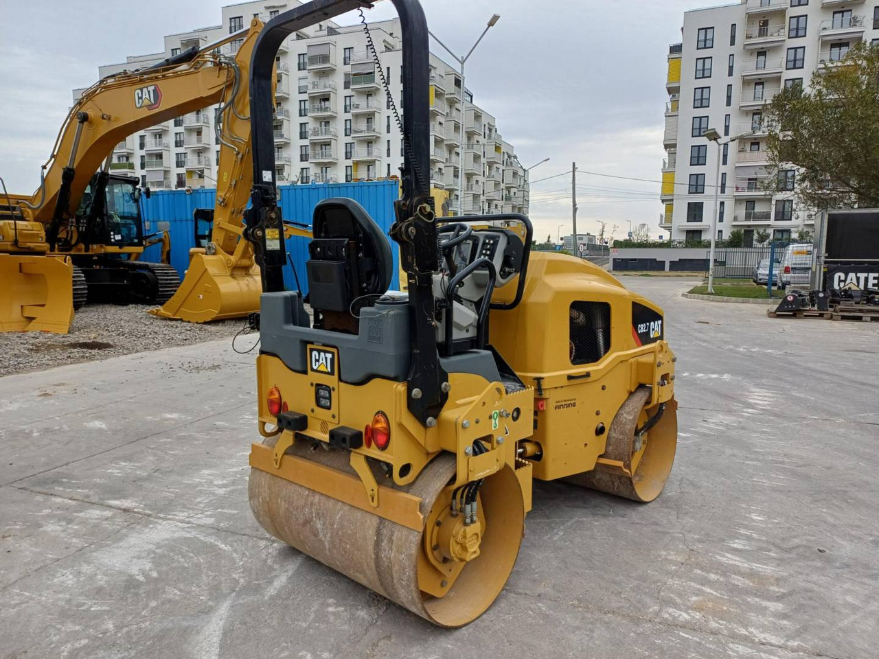 CAT CB2.7LRC - Tiejyrä: kuva CAT CB2.7LRC - Tiejyrä CAT CB2.7LRC - Tiejyrä: kuva CAT CB2.7LRC - Tiejyrä