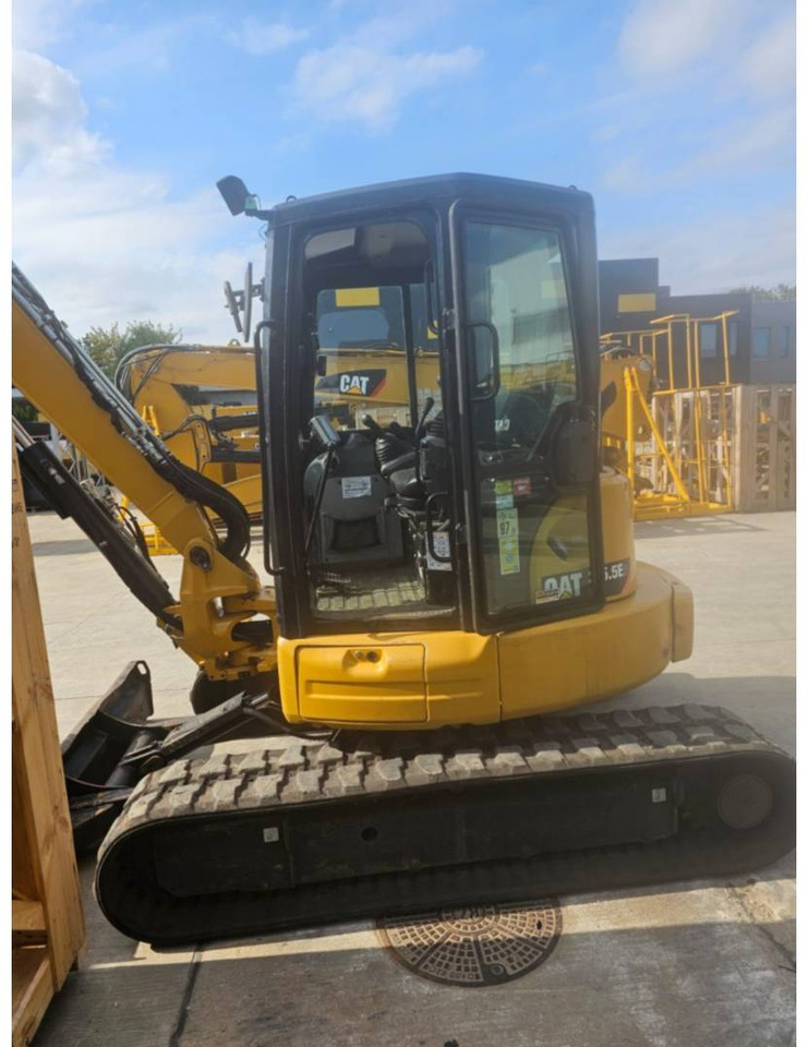 CAT 305.5E2CR - Telakaivukone: kuva CAT 305.5E2CR - Telakaivukone CAT 305.5E2CR - Telakaivukone: kuva CAT 305.5E2CR - Telakaivukone
