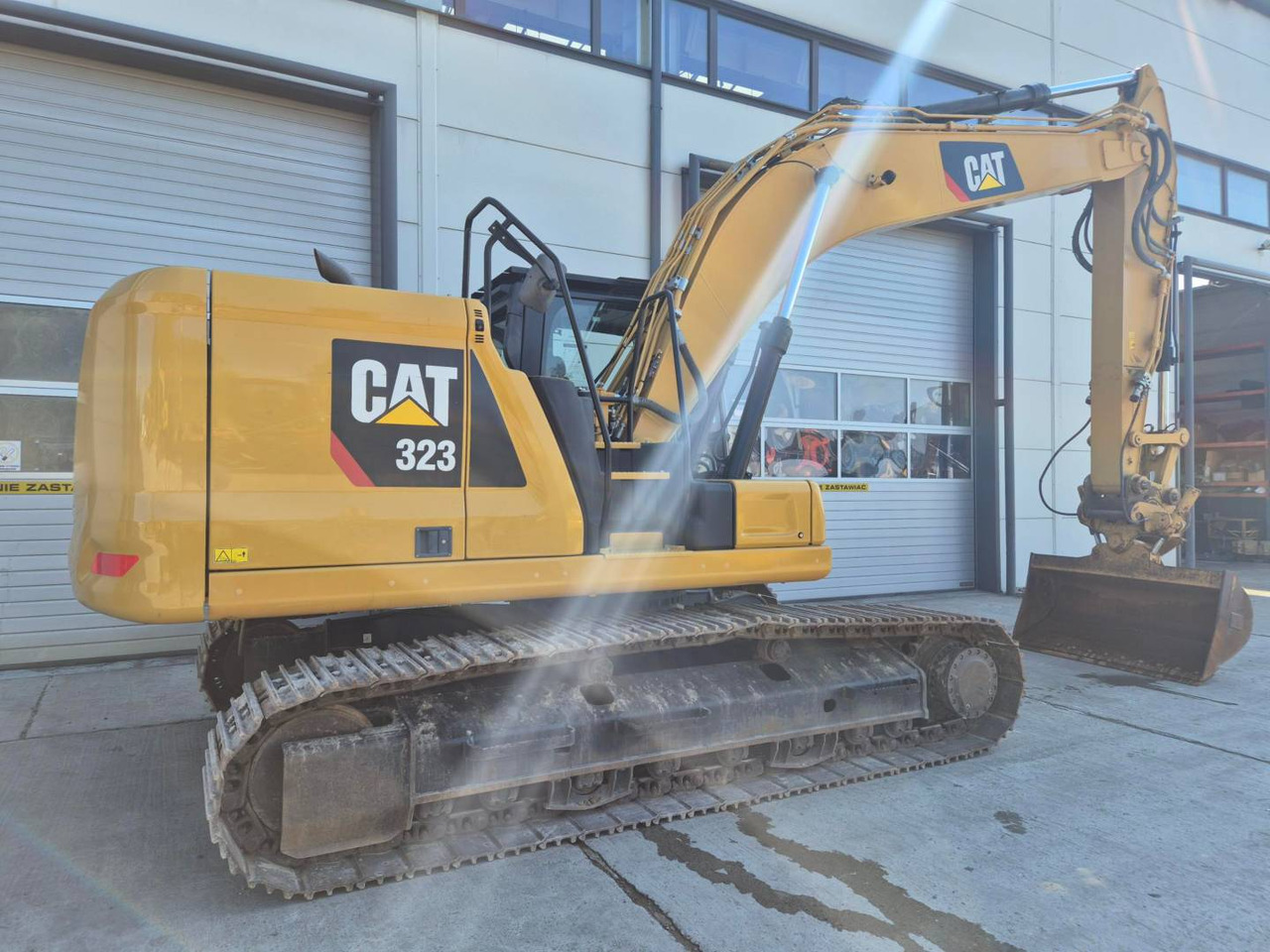 CAT 323 - Telakaivukone: kuva CAT 323 - Telakaivukone CAT 323 - Telakaivukone: kuva CAT 323 - Telakaivukone