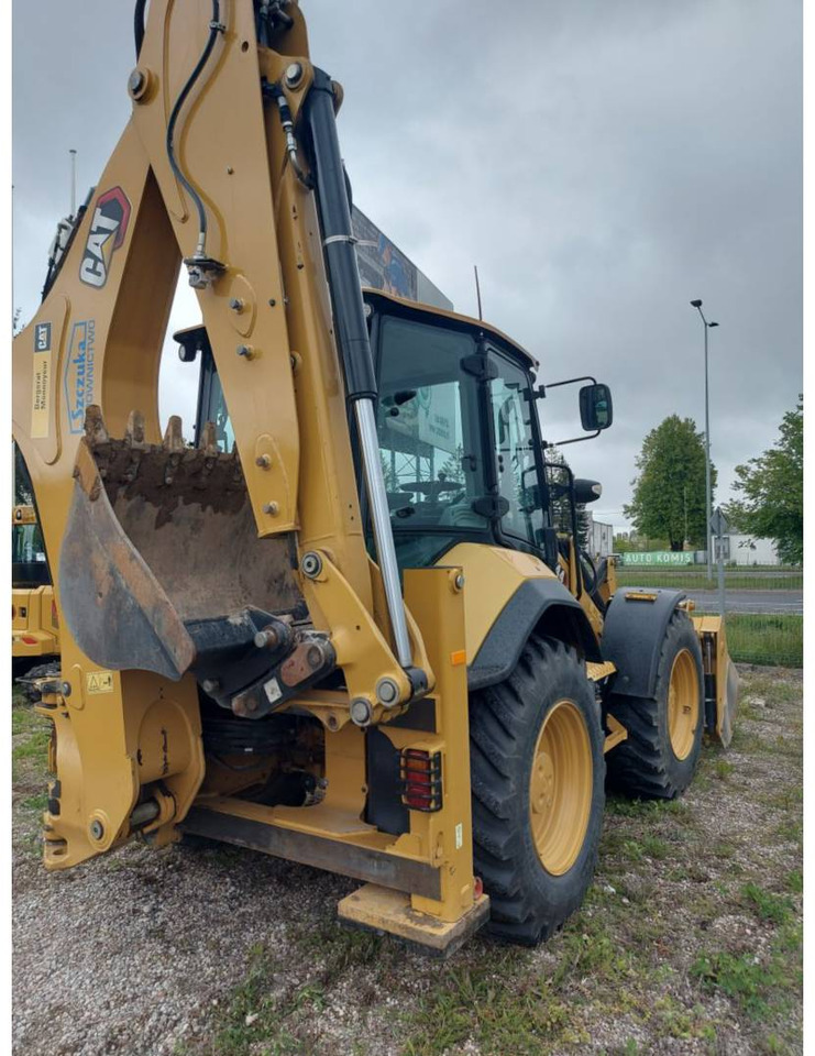 CAT 444 - Kaivuri-trukki: kuva CAT 444 - Kaivuri-trukki CAT 444 - Kaivuri-trukki: kuva CAT 444 - Kaivuri-trukki