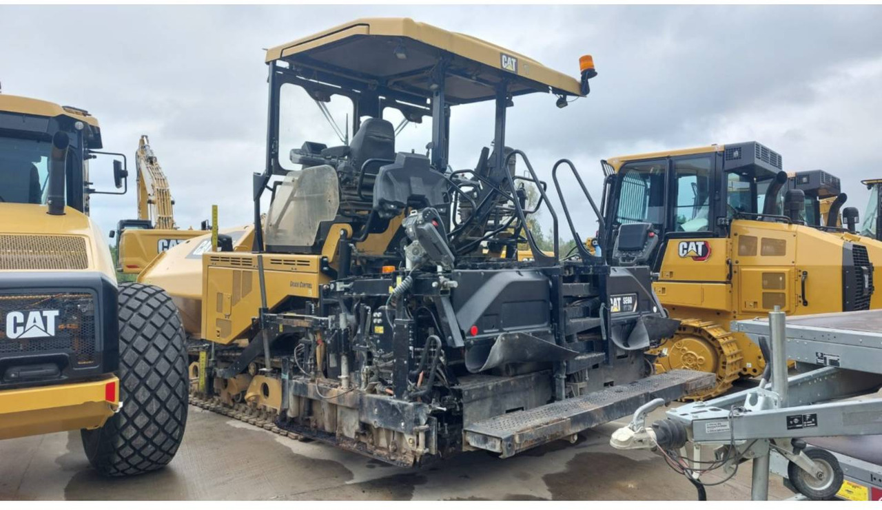 CAT AP655F - Asfalttilevittimet: kuva CAT AP655F - Asfalttilevittimet CAT AP655F - Asfalttilevittimet: kuva CAT AP655F - Asfalttilevittimet