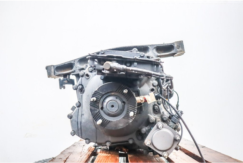 MAN 12+2GZ 2700DD - Vaihdelaatikko - Kuorma-auto: kuva MAN 12+2GZ 2700DD - Vaihdelaatikko - Kuorma-auto MAN 12+2GZ 2700DD - Vaihdelaatikko - Kuorma-auto: kuva MAN 12+2GZ 2700DD - Vaihdelaatikko - Kuorma-auto