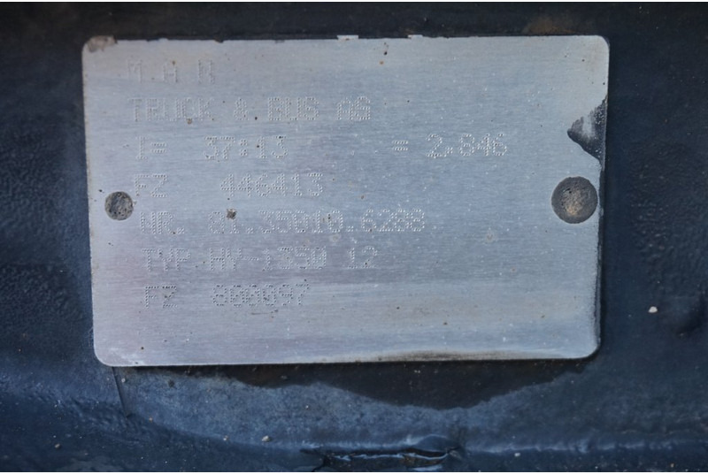 MAN HY-1350-12 37/13 - Taka-akseli - Kuorma-auto: kuva MAN HY-1350-12 37/13 - Taka-akseli - Kuorma-auto MAN HY-1350-12 37/13 - Taka-akseli - Kuorma-auto: kuva MAN HY-1350-12 37/13 - Taka-akseli - Kuorma-auto
