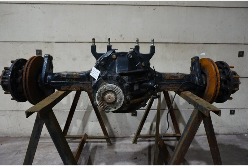 MAN HY-1350-12 38/14 - Taka-akseli - Kuorma-auto: kuva MAN HY-1350-12 38/14 - Taka-akseli - Kuorma-auto MAN HY-1350-12 38/14 - Taka-akseli - Kuorma-auto: kuva MAN HY-1350-12 38/14 - Taka-akseli - Kuorma-auto