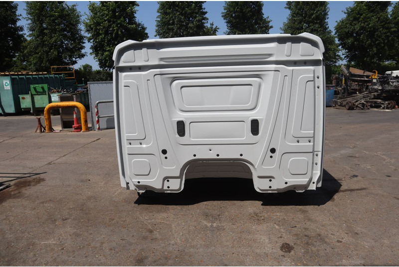 Mercedes-Benz AROCS M-CAB CLASSICSPACE 2.3 M - Ohjaamo ja sisustus - Kuorma-auto: kuva Mercedes-Benz AROCS M-CAB CLASSICSPACE 2.3 M - Ohjaamo ja sisustus - Kuorma-auto Mercedes-Benz AROCS M-CAB CLASSICSPACE 2.3 M - Ohjaamo ja sisustus - Kuorma-auto: kuva Mercedes-Benz AROCS M-CAB CLASSICSPACE 2.3 M - Ohjaamo ja sisustus - Kuorma-auto